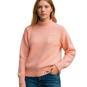 Cozy Pink mock Neck Sweater with Chunky Knit and Relaxed Fit sz M